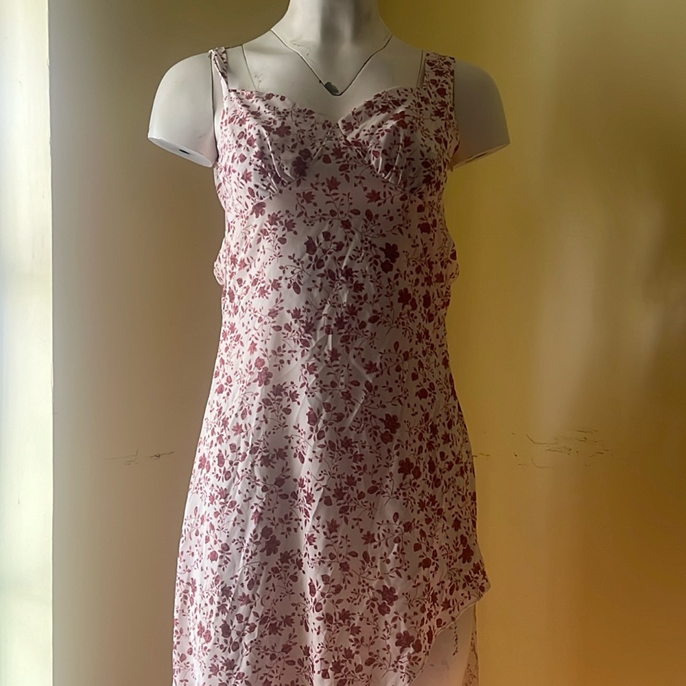 Brand new Sunfere size small maxi dress with floral print - sexy & nice